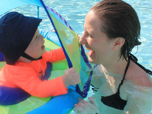 Mayo: un mes para celebrar, aprender y nadar con el corazón