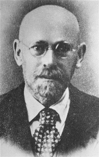 1942