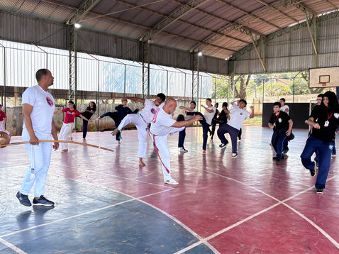 Apresent_Capoeira_Historia_e_Midia8