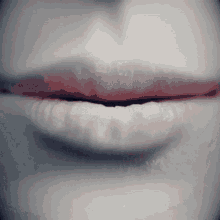 poinson lips.gif