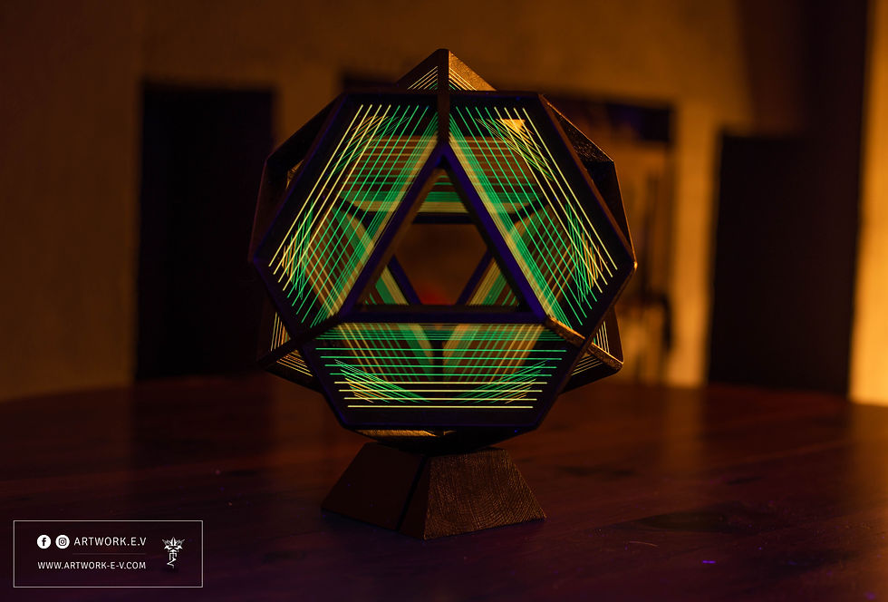 Thumbnail: Dual compound of Truncated Tetrahedrons