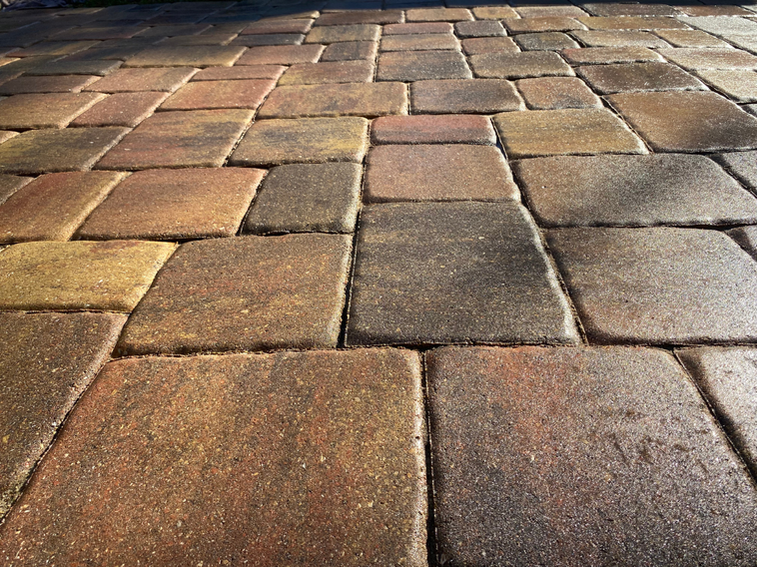 Patio Paver Sealing before and after in Safety Harbor, Florida