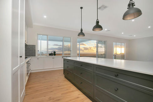 012_Open2view_ID546997-212_Carmichael_Road.jpg
