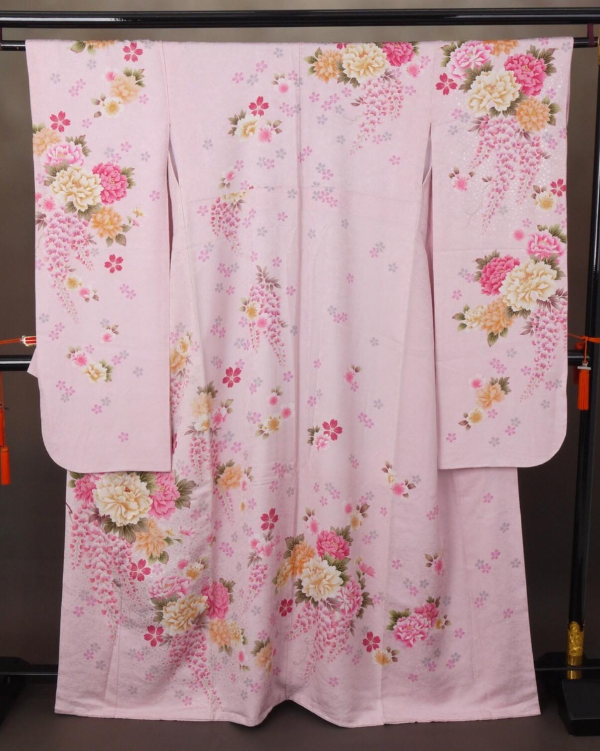 CLASS A 淡粉紅牡丹藤花正絹振袖