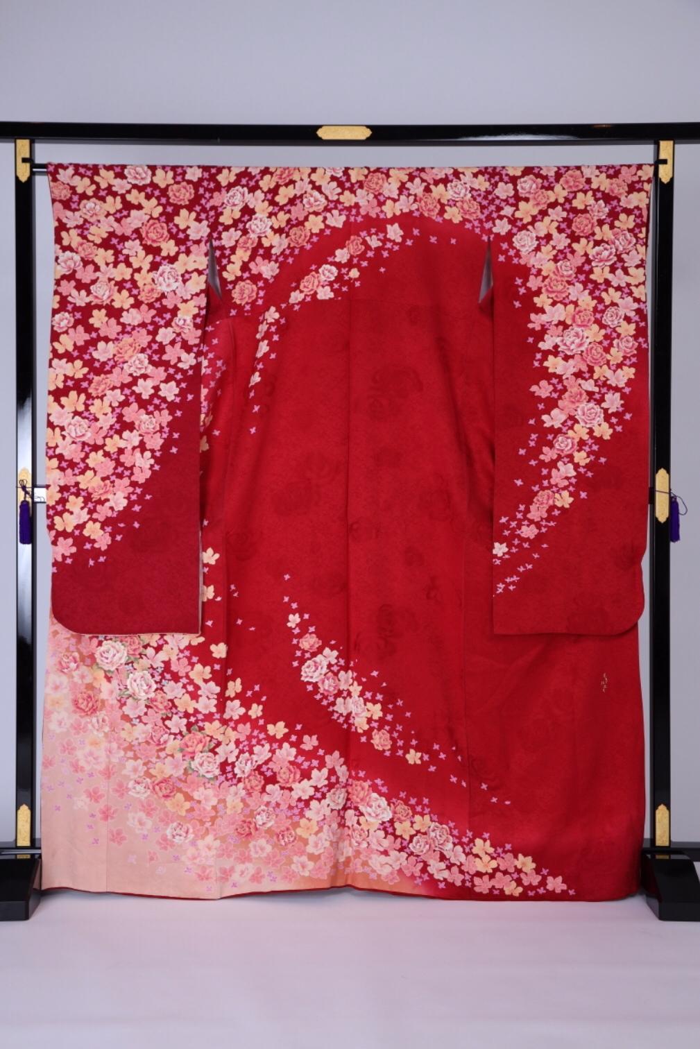 CLASS B 紅色玫瑰散花化纖振袖