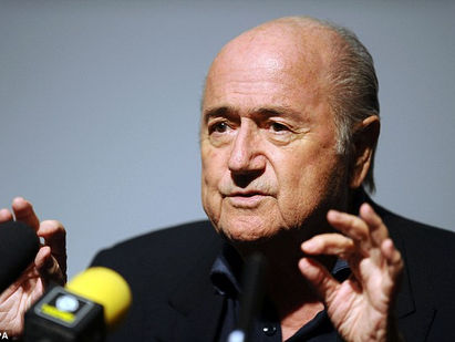 Blatter hace el llamado a elecciones en la FIFA