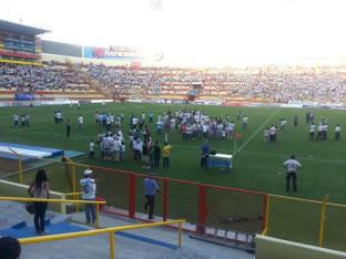 Tres heridos en disturbios provocados por aficionados de Alianza tras partido frente a la UES