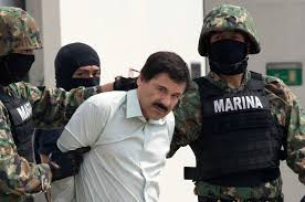 PGR de Mexico, detienen a 13 funcionarios implicados en fuga de "El Chapo"