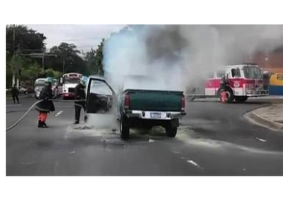 Se incendia un pick up de la Corte Suprema de Justicia (CSJ)