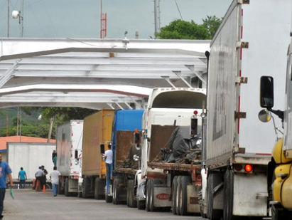 Aduanas supera atrasos y normaliza servicios