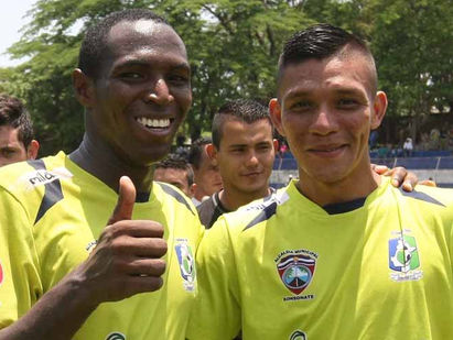 El Sonsonate se mira en primera