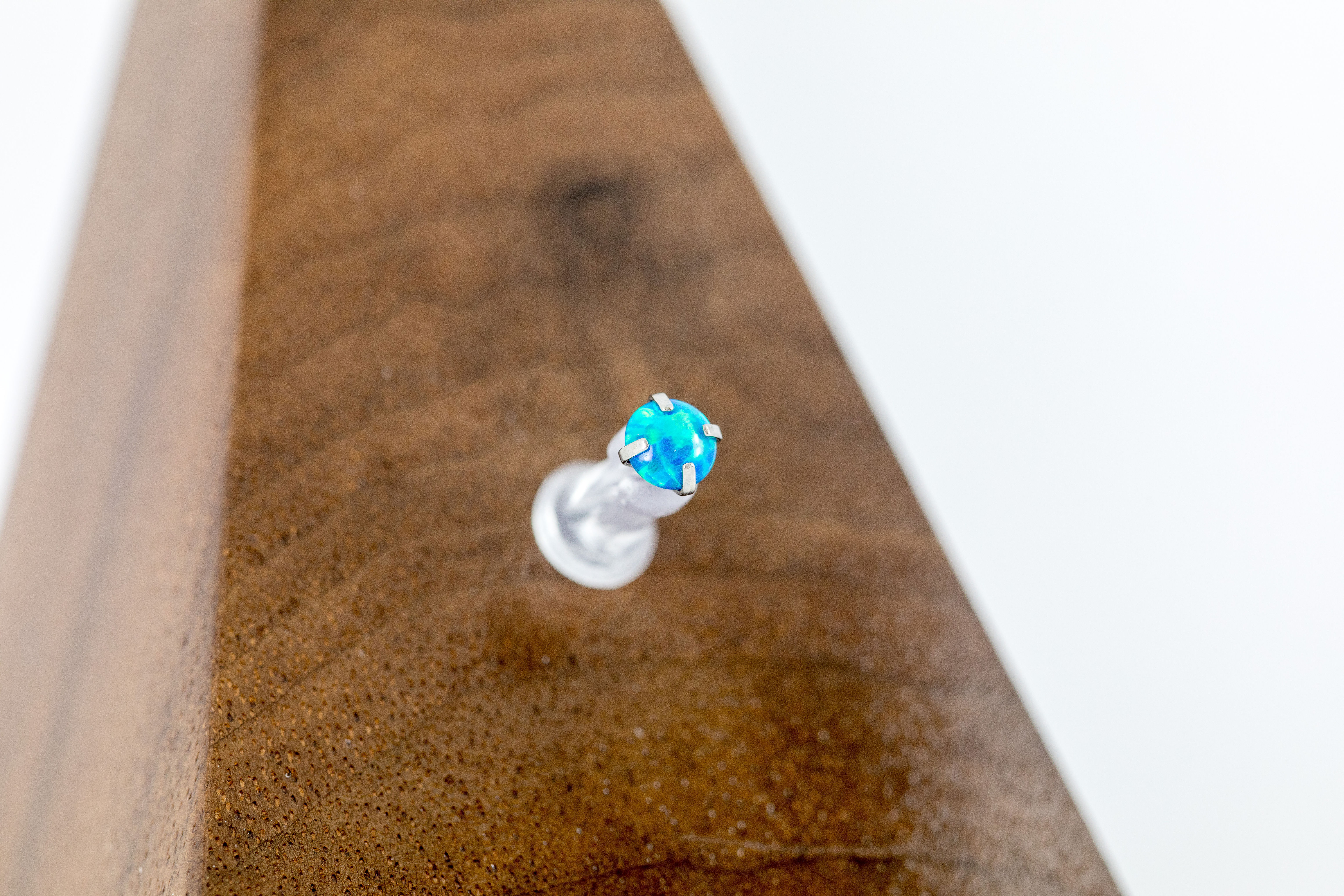 1.2 (16g) Prong Set Peacock Blue Opal End