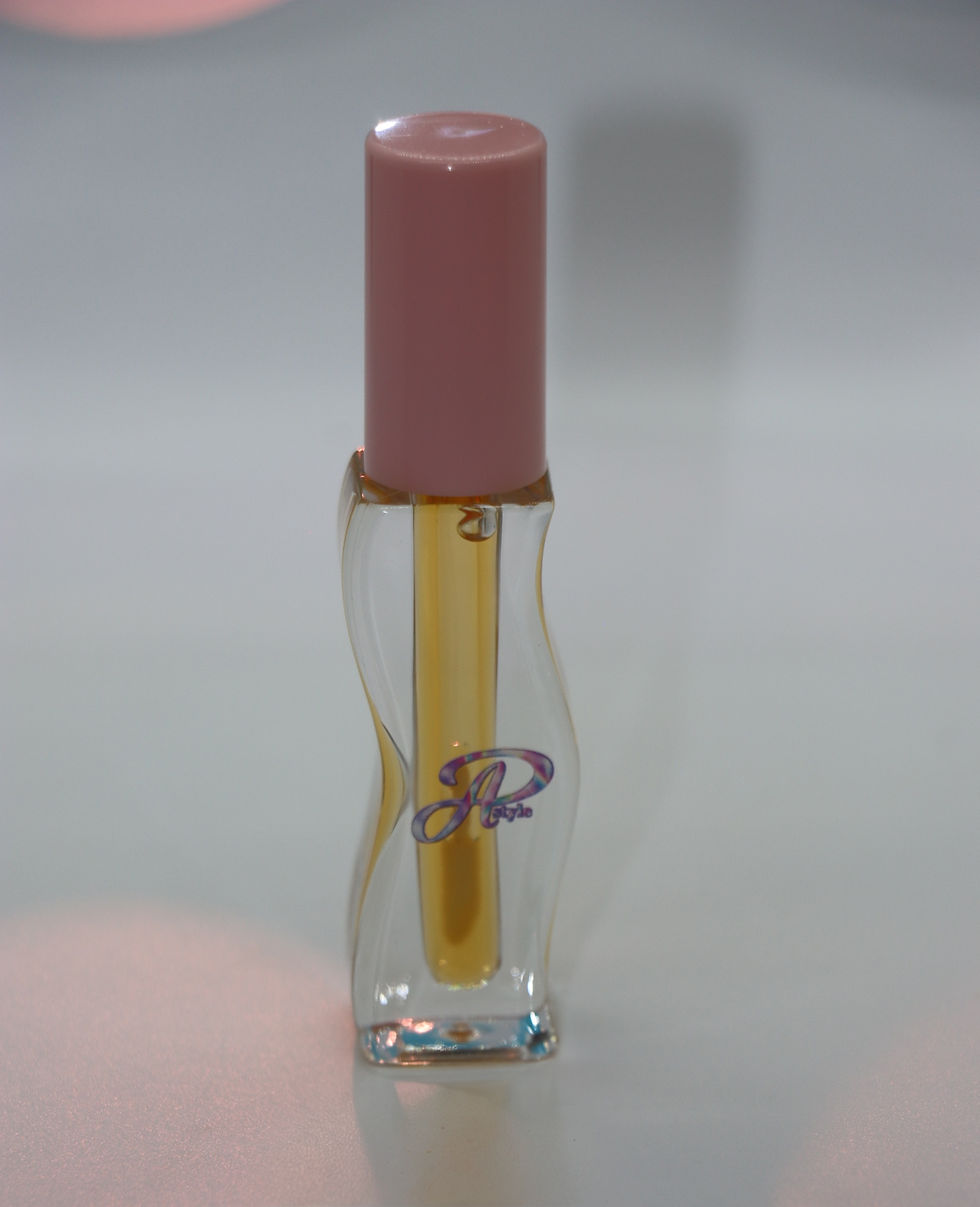 Thumbnail: Mango Color Changing Lipgloss