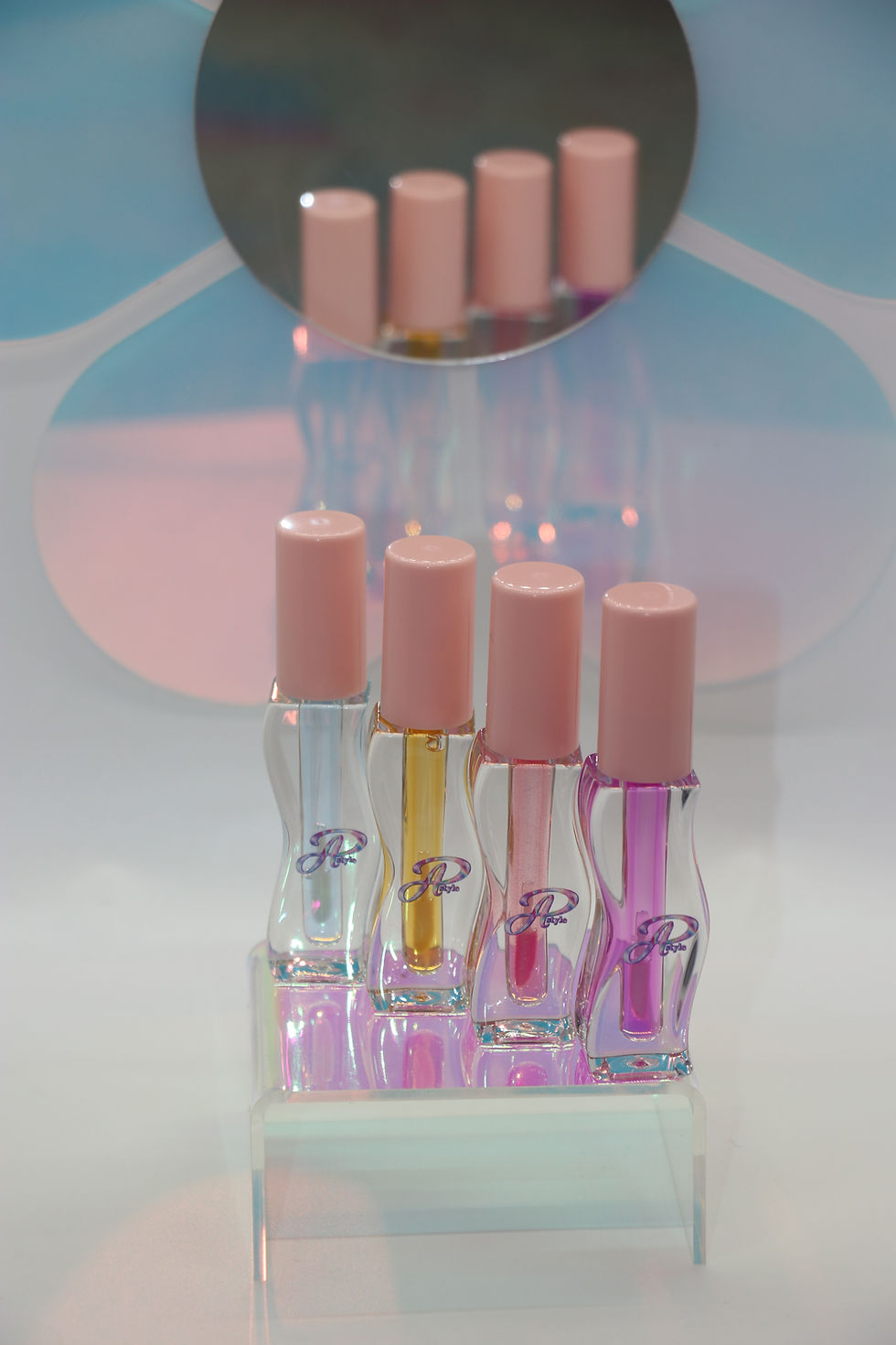 Thumbnail: Cherry Color Adapting Lipgloss