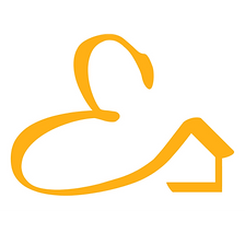 Social media manager helping small businesses build their brand awareness on social media.