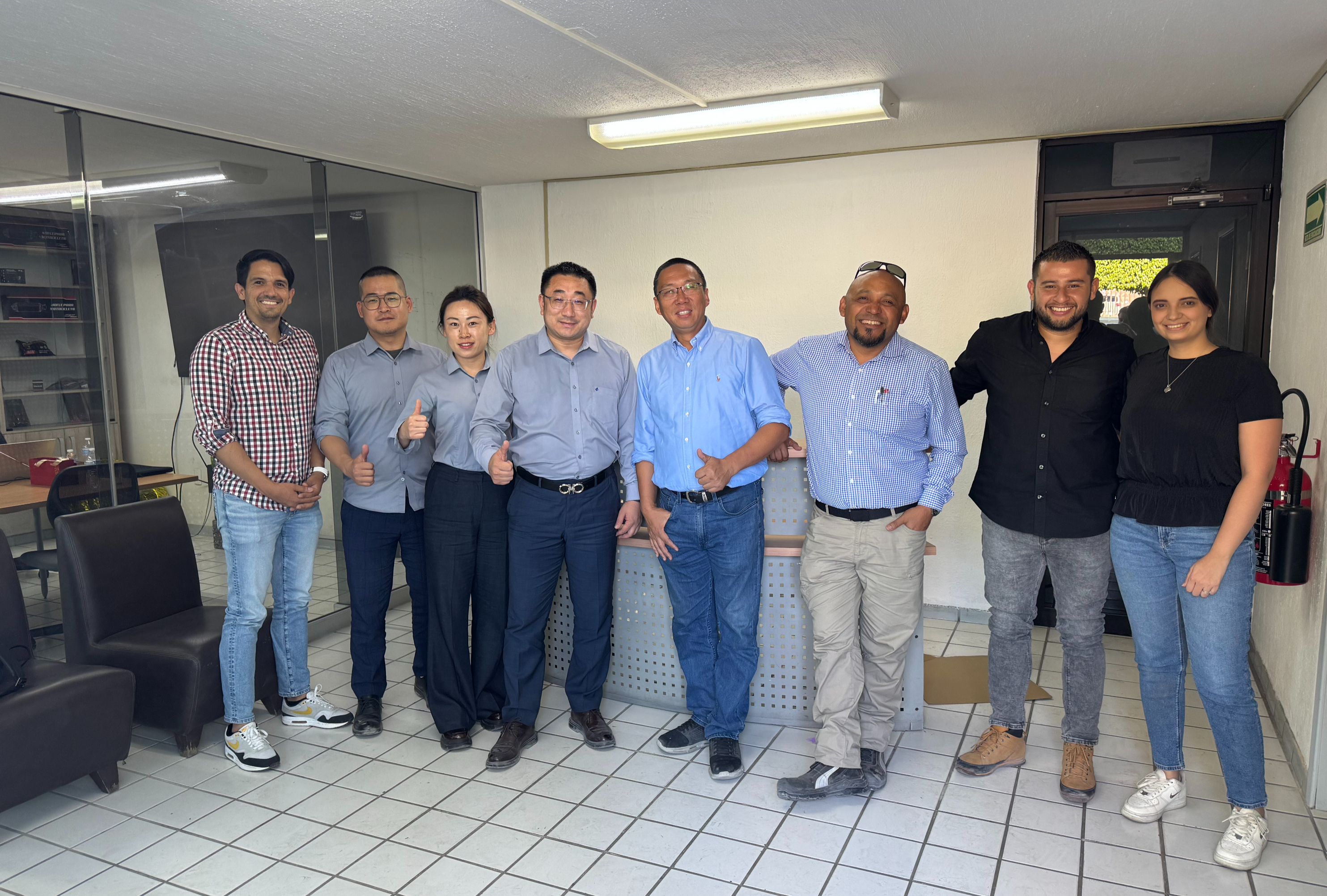 Visiting customers makes cooperation more reassuring. - 1