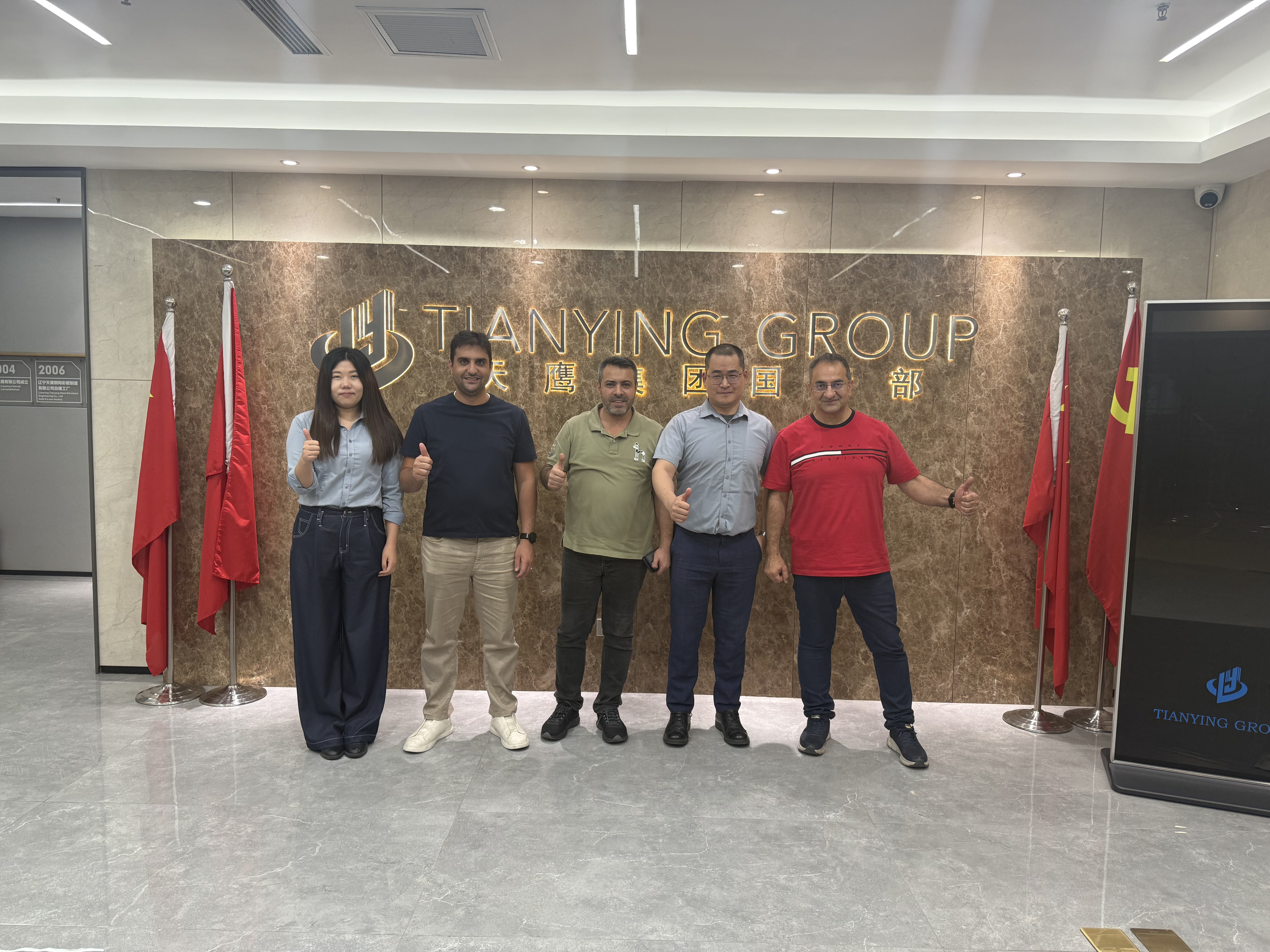 Warmly welcome everyone to our company