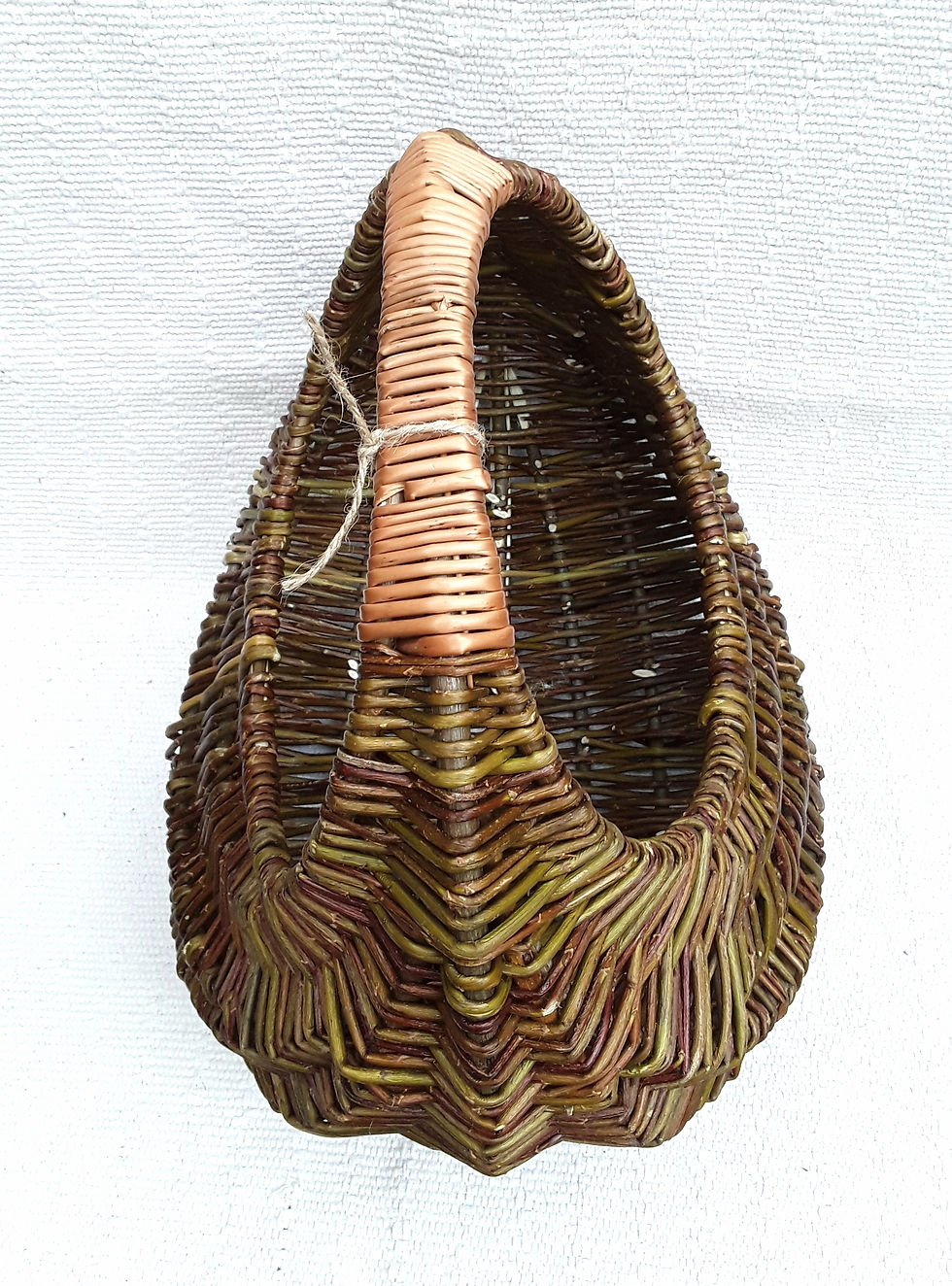 Thumbnail: Hen basket