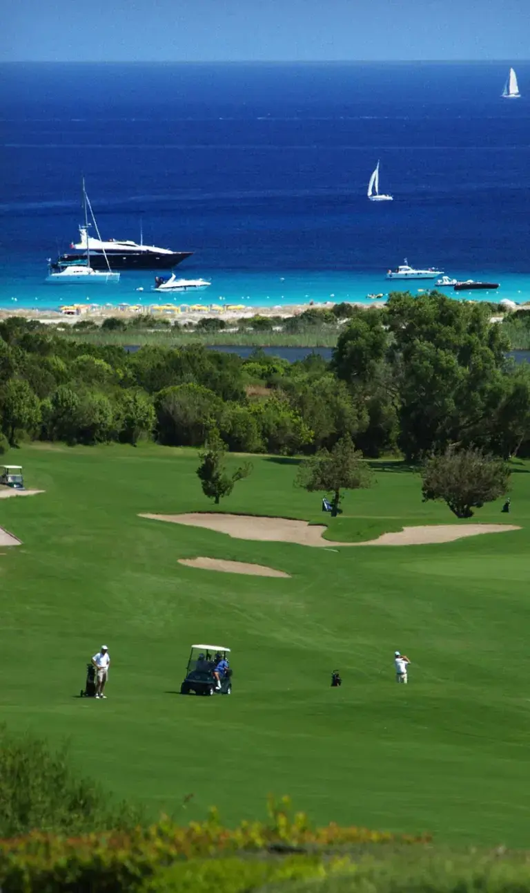 cbluxuryrent-noleggio-yacht-auto-case-porto-cervo-4-768x1292.webp