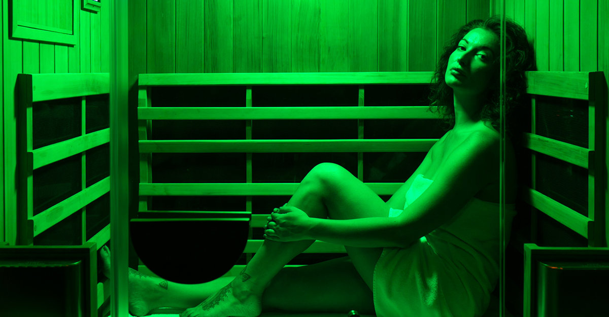 Green is the universal healing colour. Green helps relax muscles, nerves and thoughts. Green has an energising and soothing effect. It can help heal many illnesses of this nature, specifically including heart troubles, decreasing and stabilising blood pressure, ulcers, cancer, headaches, nervous disorders and influenza, and acts as a general tonic.