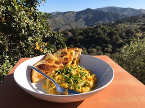 Gele curry met linzen en zoete aardappel