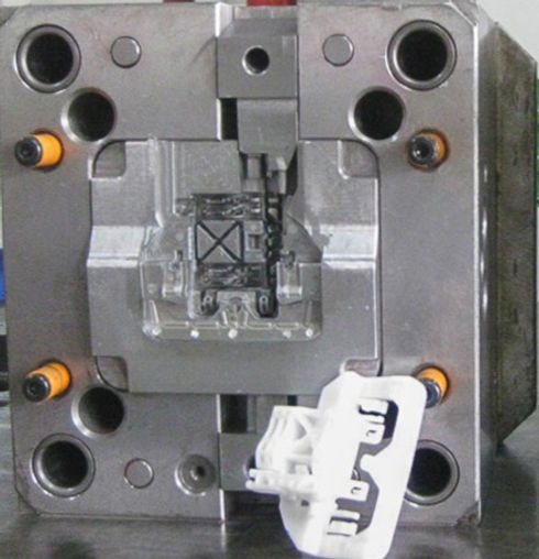 2-industrial-mold_edited.jpg