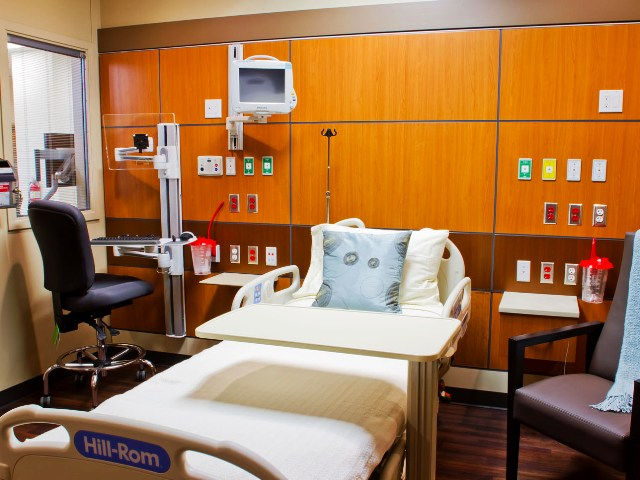 PklndHlthHospSymMockUp_PP1082_7in.jpg