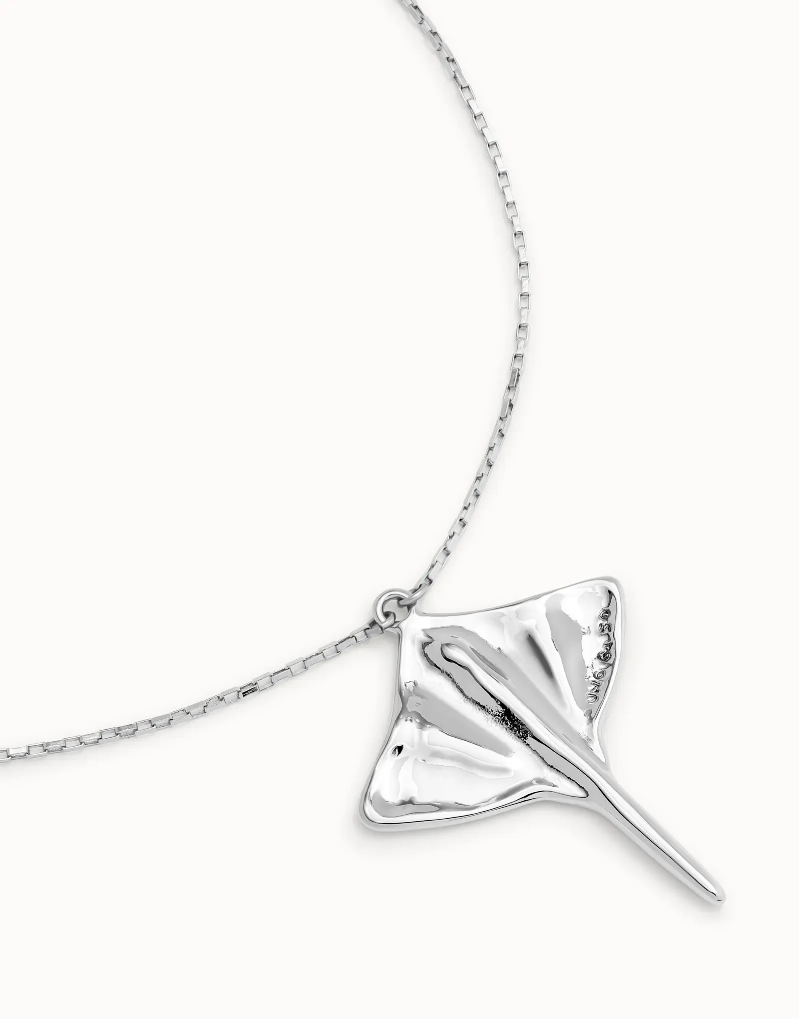 Uno De 50 Collana Ser Majestuosa corta con manta gigante COL1930MTL0000U