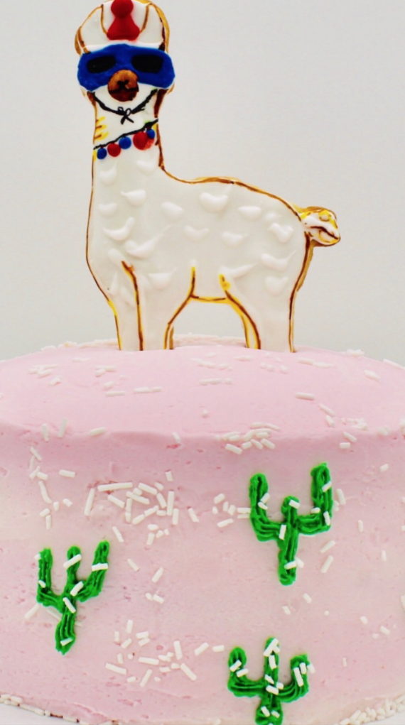 Cake w/Llama Cookie Topper