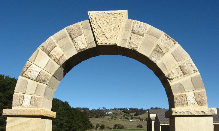 Arch with Celtic Keystone