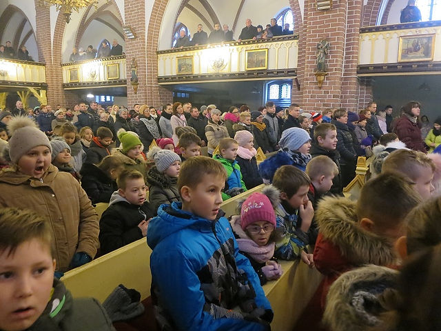 10.12.2017 r. - Poświęcenie medalików (24)