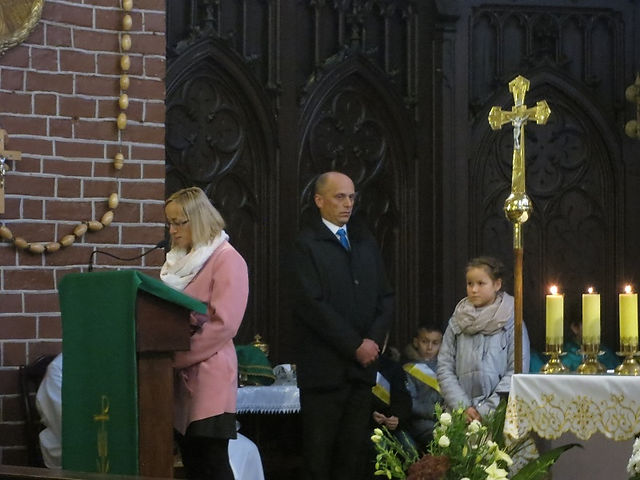 12.11.2017 r. - Msza św. inicjacyjna – poświęcenie książeczek (1)