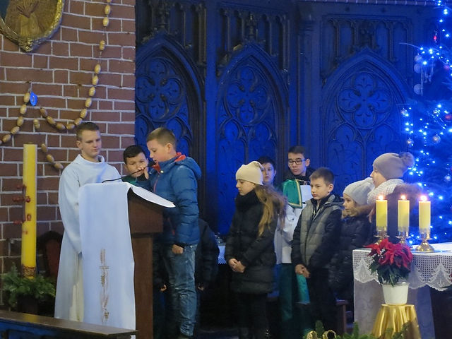 15.01.2017 r. - Poświęcenie medalików  (13)