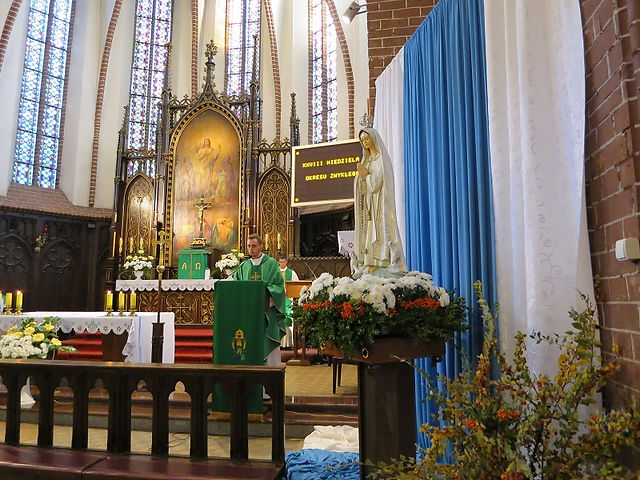 11.10.2015_r.-_Deklaracje_składane_przez_kandydatów_do_bierzmowania_(2)