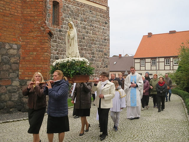 13.10.2016 r. - Procesja Fatimska  (2)