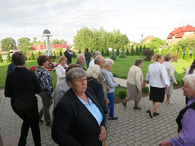 13.07.2017 r. - Nabożeństwo Fatimskie w kościele za torami (23)