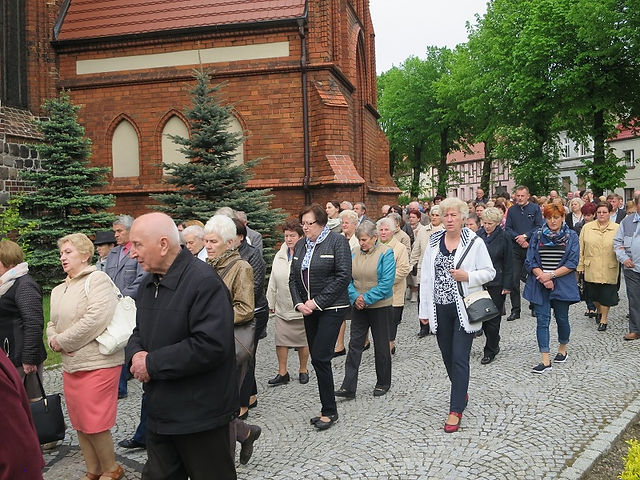 Wprowadzenie_relikwii_św._Jana_Pawła_II_(5)