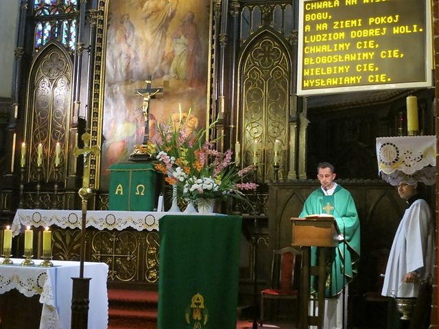 01.09.2016 r. -  Msza Św. na  Rozpoczęcie Roku Szkolnego i Katechetycznego. Poświęcenie tornistrów (7)