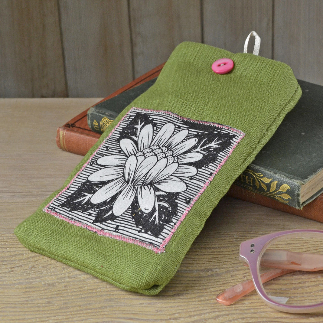 Linen Glasses Case - Daisy