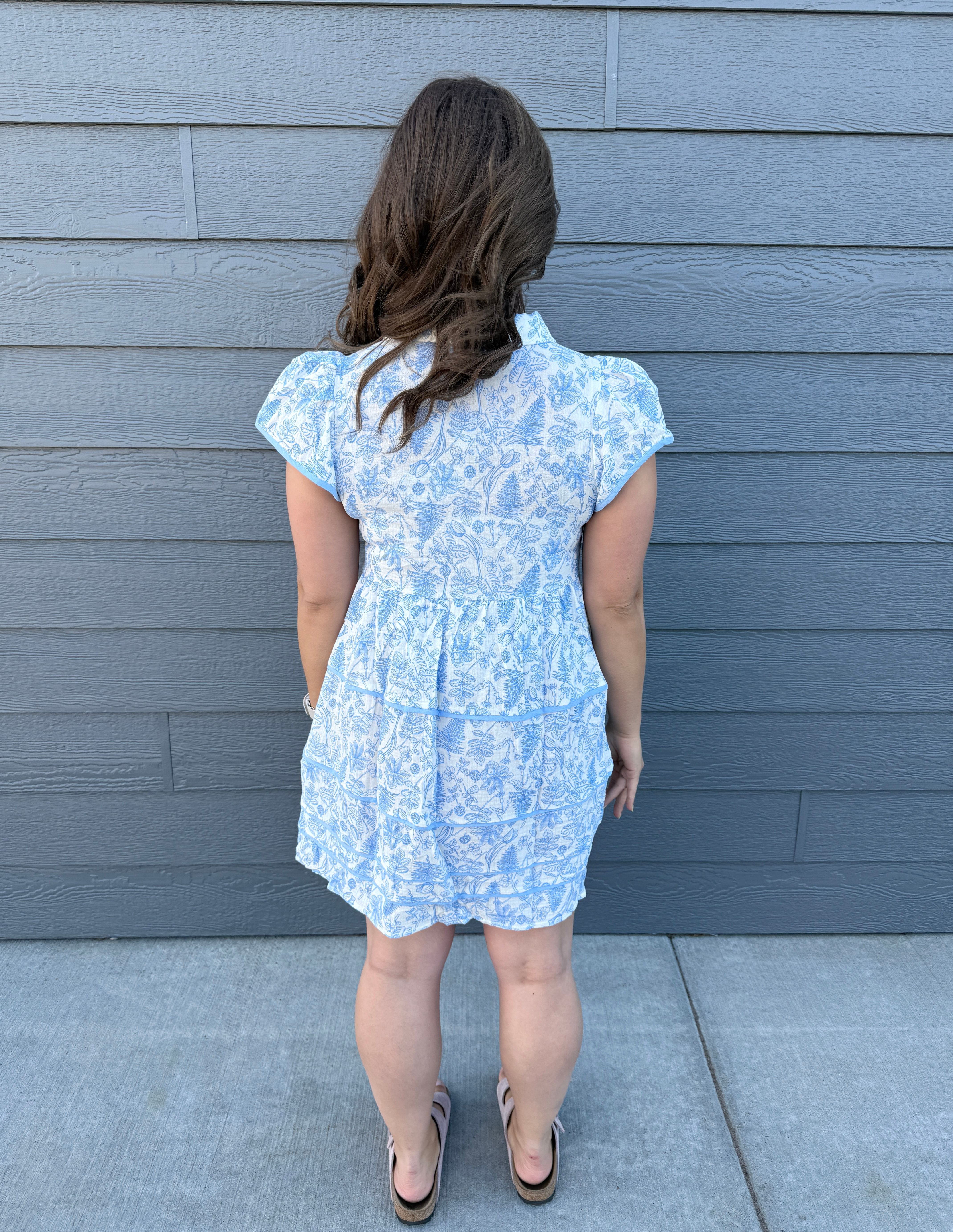 Vintage-inpired Floral Shirt Dress: PASTEL BLUE