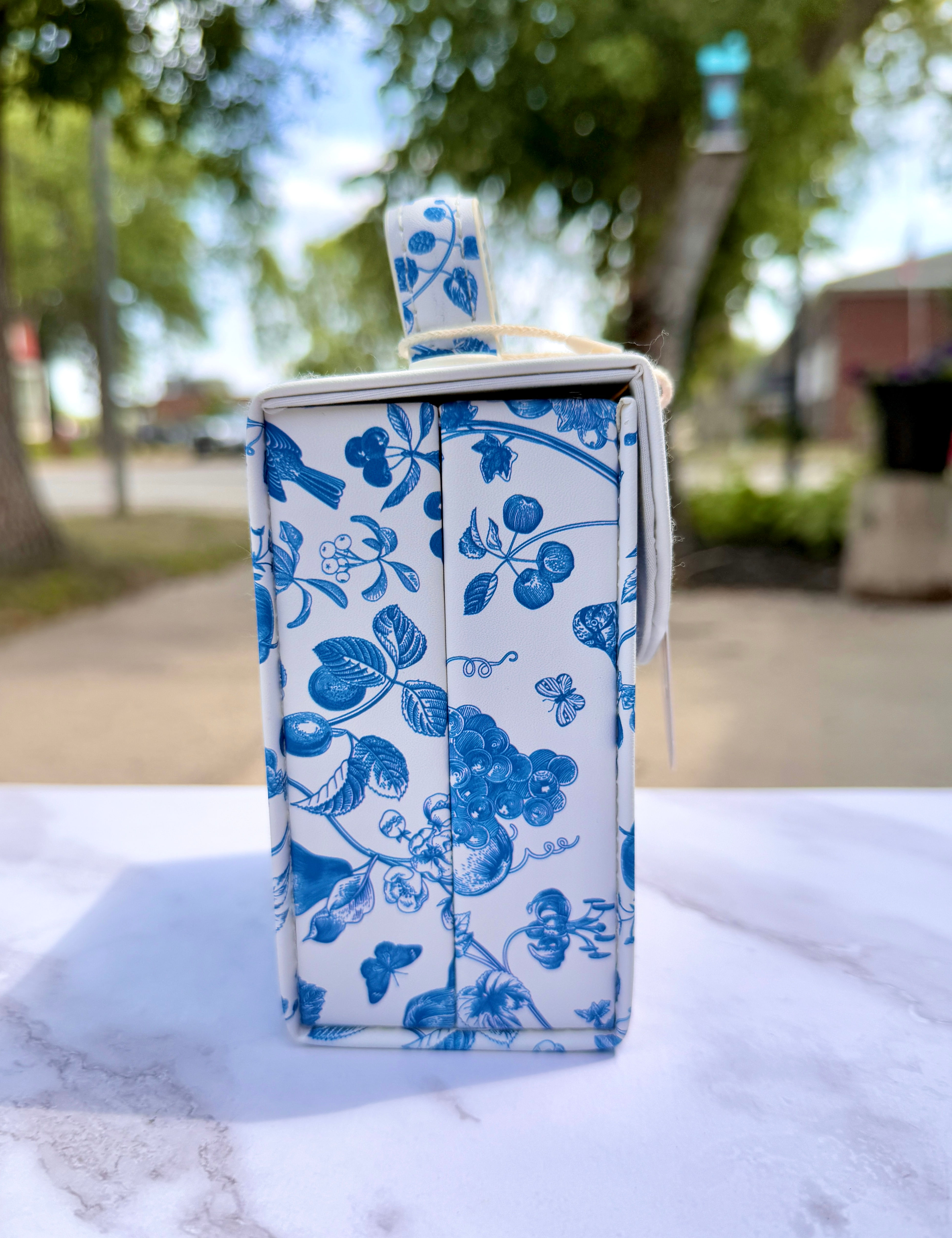 Blue Vintage Floral Foldable Travel Jewelry Box with Mirror