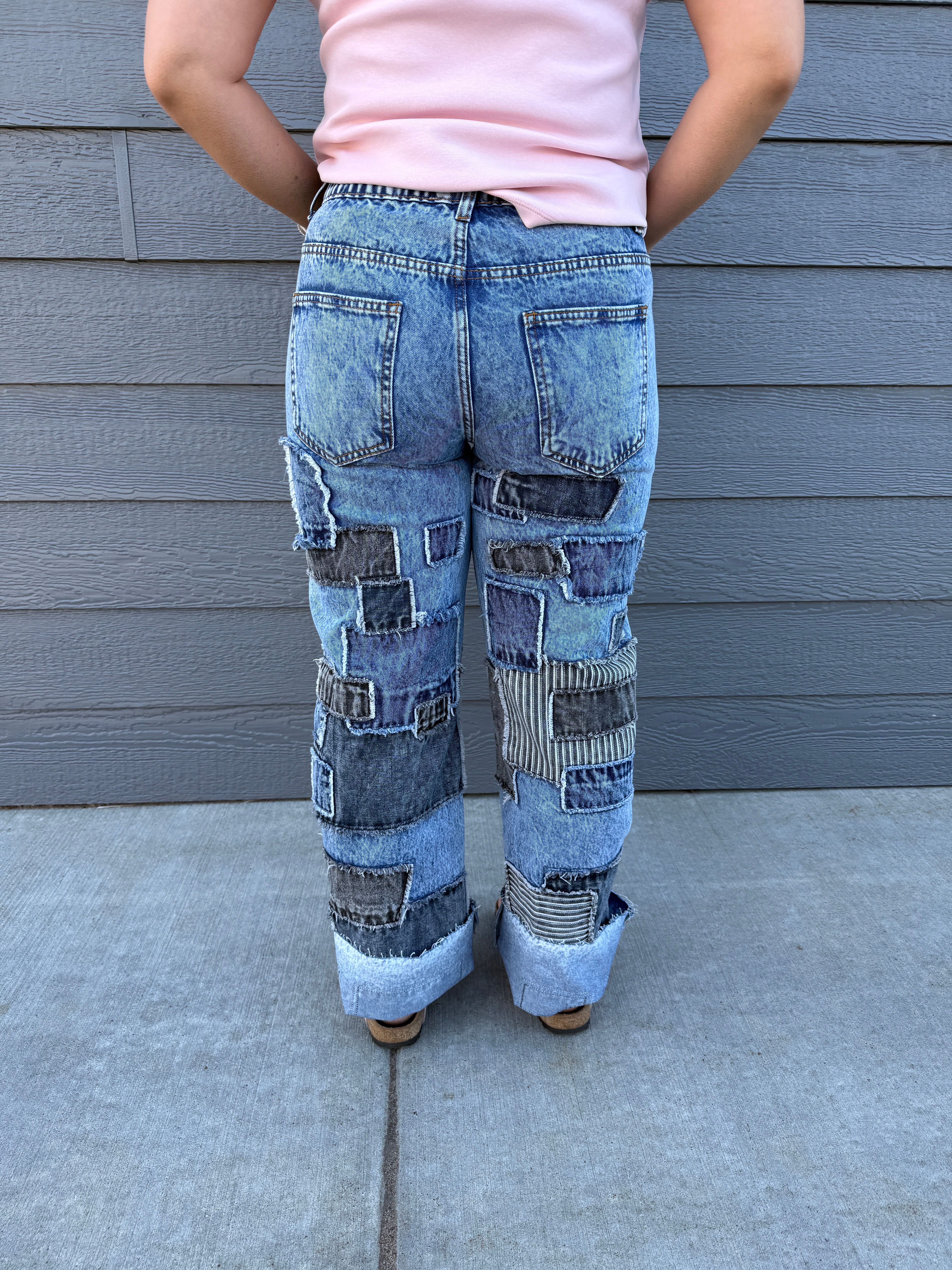 MULTI SQUARE PATCHES STRAIGHT JEANS