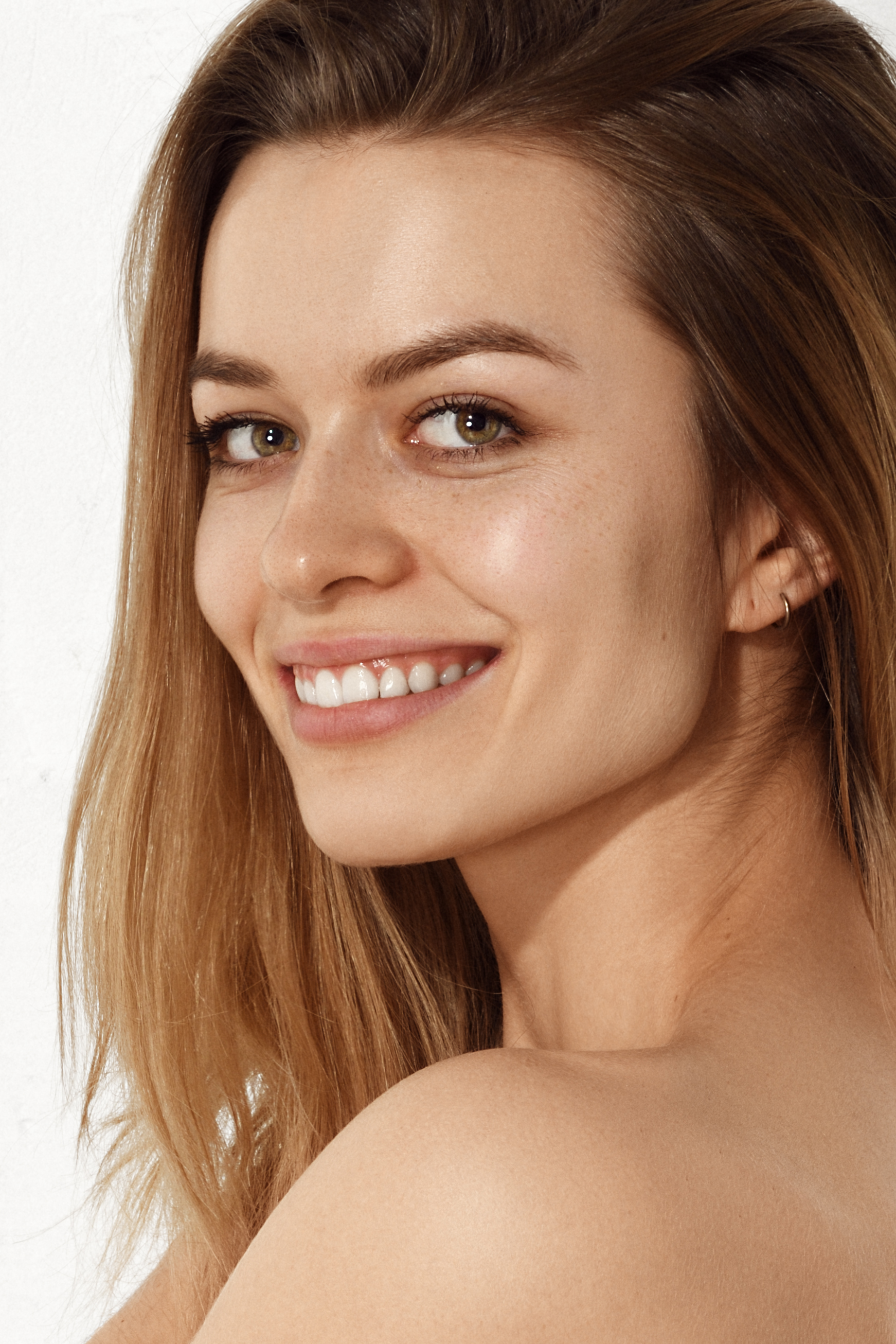 Céline Puthod, Décoratrice d’intérieur, elle imagine et transforme des espaces de vie et de travail en lieux élégants et personnalisés. Spécialiste en décoration, choix des couleurs, matériaux et mobilier, elle crée des ambiances harmonieuses et adaptées aux besoins de chaque client.