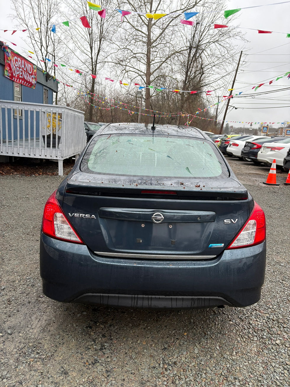 Thumbnail: 2016 Nissan Versa 