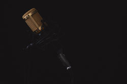 microphone-2130806