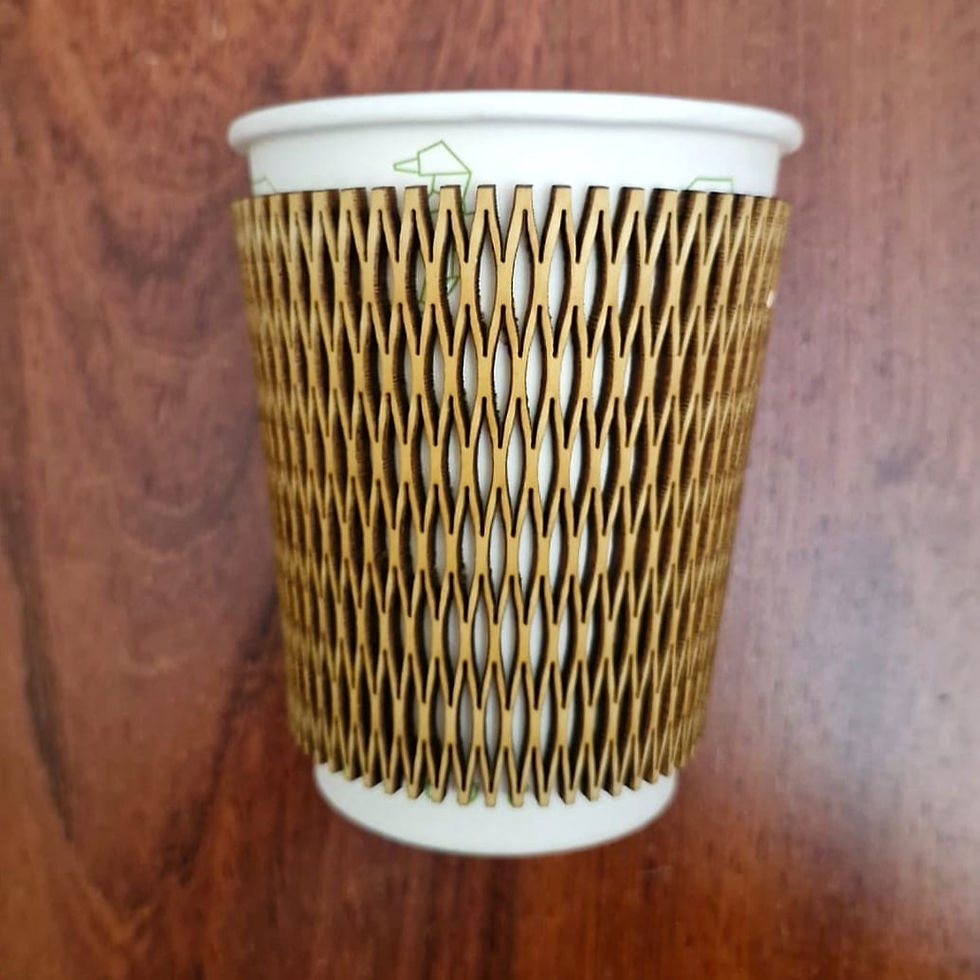 סדנת עיצוב צירים חכמים (Living Hinge) לחיתוך בלייזר - שרוול מבודד לכוס חד פעמית