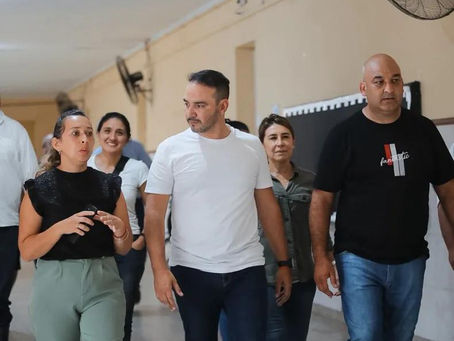 El gobernador Juan Pablo Valdés supervisó las tareas de recuperación en la zonas afectadas por el temporal