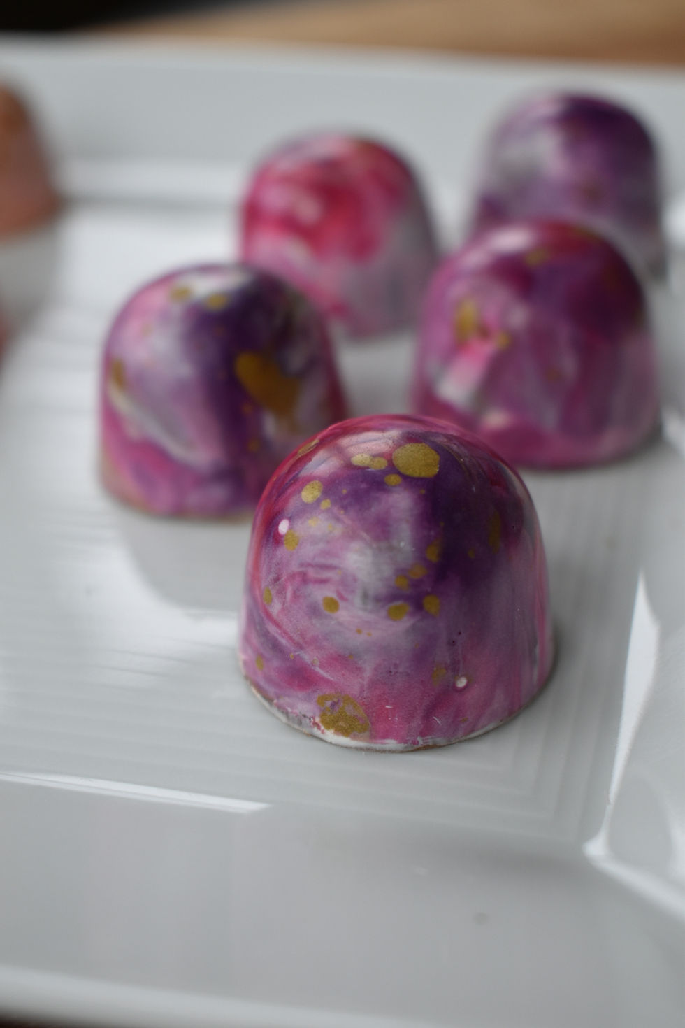 Milk Chocolate Shell with Milk Chocolate Ganache