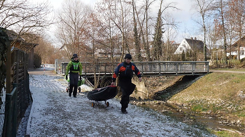 Grabner Hype und Gumotex Swing am Bootswagen bei einer längeren Umtragung