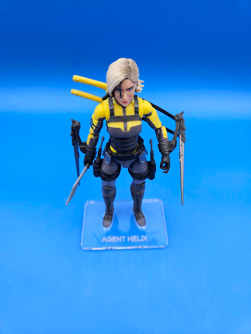 サムネイル： Agent Helix Acrylic Base 